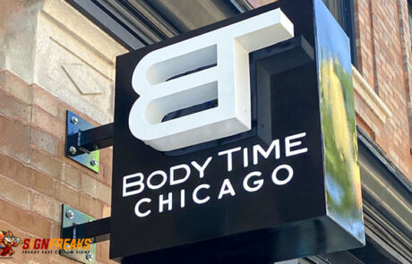 Blade Sign_Body Time Chicago Blade Sign